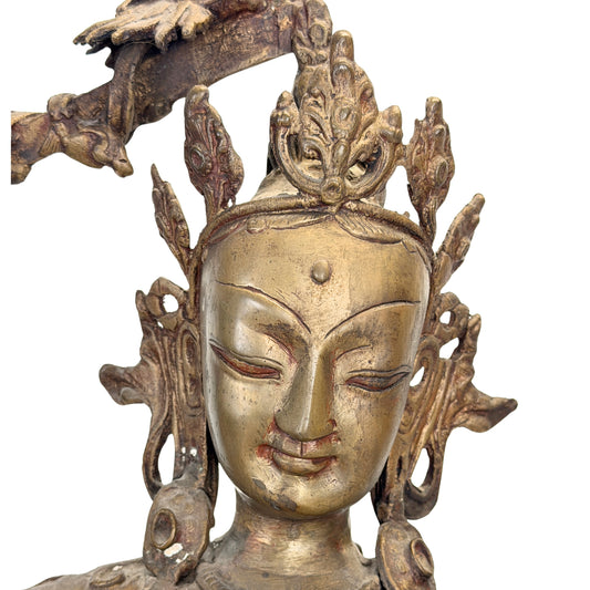 Antiker nepalesischer Mañjuśrī mit erhobenem Schwert der Weisheit – Dreiviertelansicht rechts