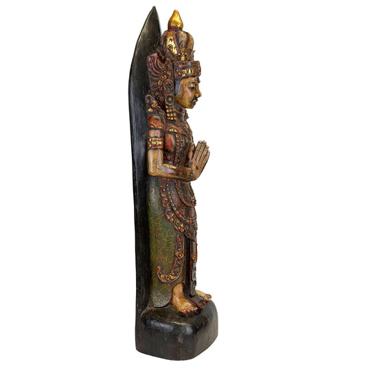 Balinesische Holzfigur mit alter Polychromie und Vergoldung