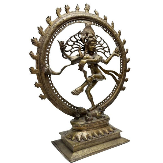 Bronze-Nataraja Shiva in klassischer Tanzpose, indischer Tempelstil