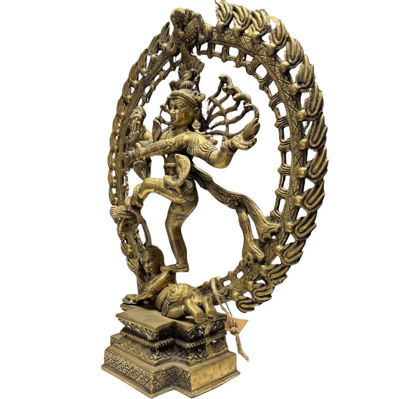 Detail der Bronzestatue von Shiva Nataraja, Heiligenschein aus Flammen, Symbol kosmischer Energie