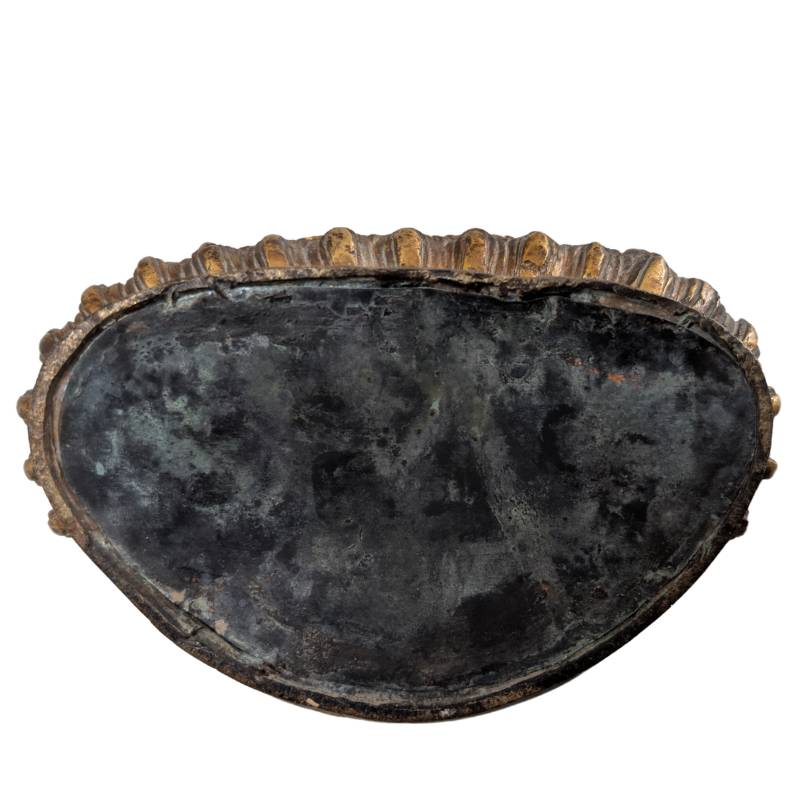 Tara Nepal bronzefarbenes, feuervergoldetes antikes Ritualobjekt mit Utpala-Lotus-Varada-Mudra