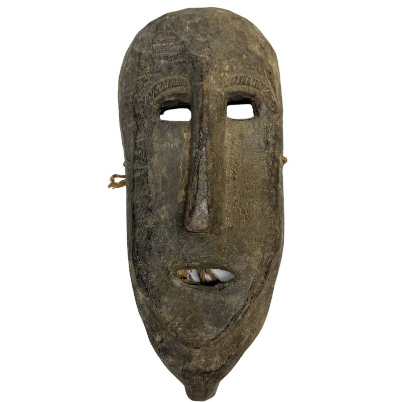 Nepalesische rituelle Holzmaske mit Muscheleinlage und natürlicher Patina