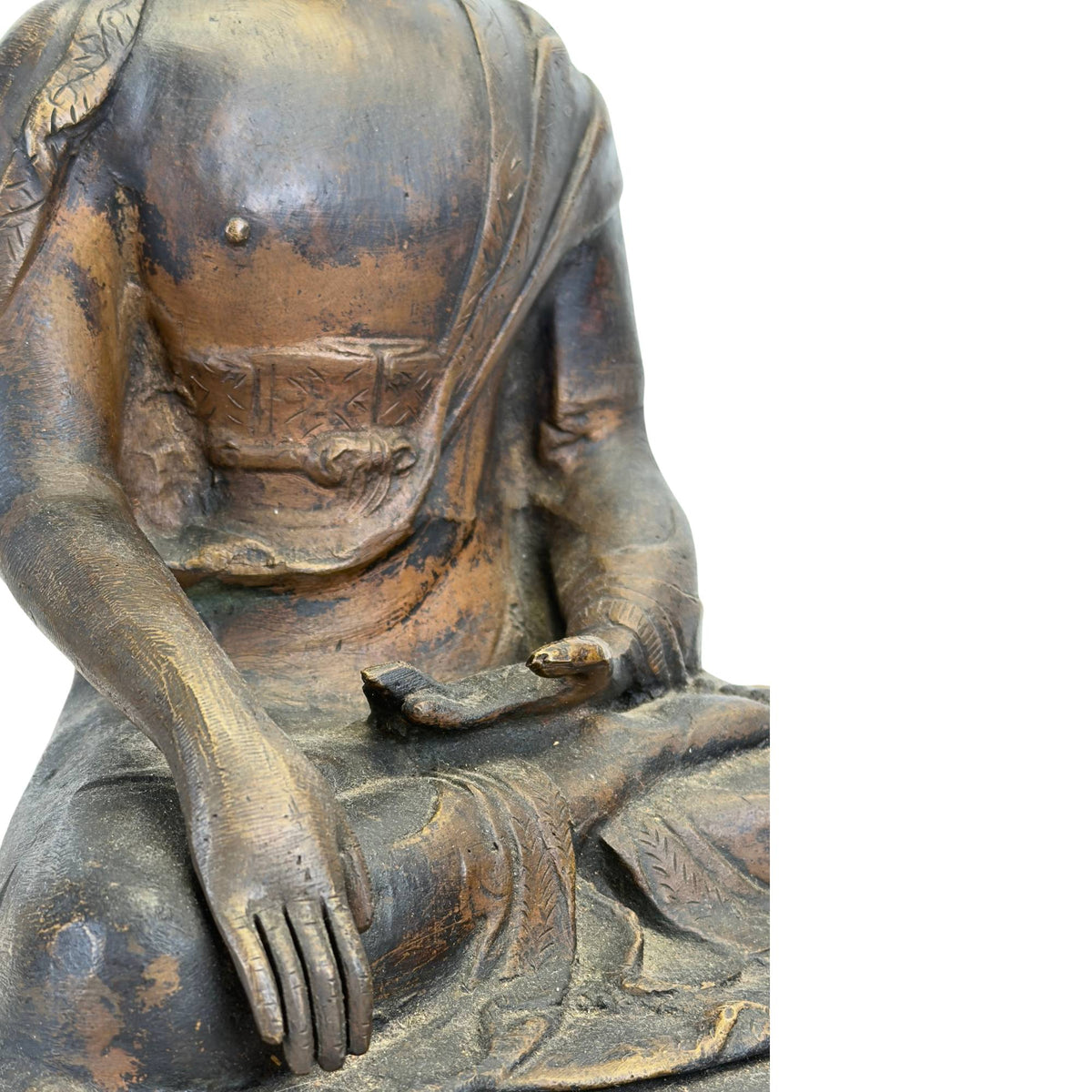 Monumentaler Shakyamuni-Buddha aus Ladakh aus dem 18. Jahrhundert in feuervergoldeter Bronze – Ansicht 12