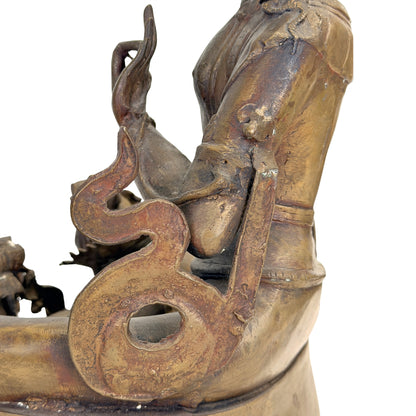 Detail der Gesichtszüge und historischen Patina des nepalesischen Mañjuśrī