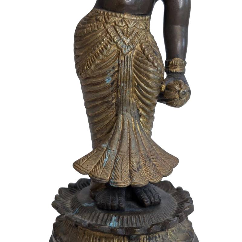 Bronzene Parvati-Göttin mit Abhaya-Mudra und Lotussockel