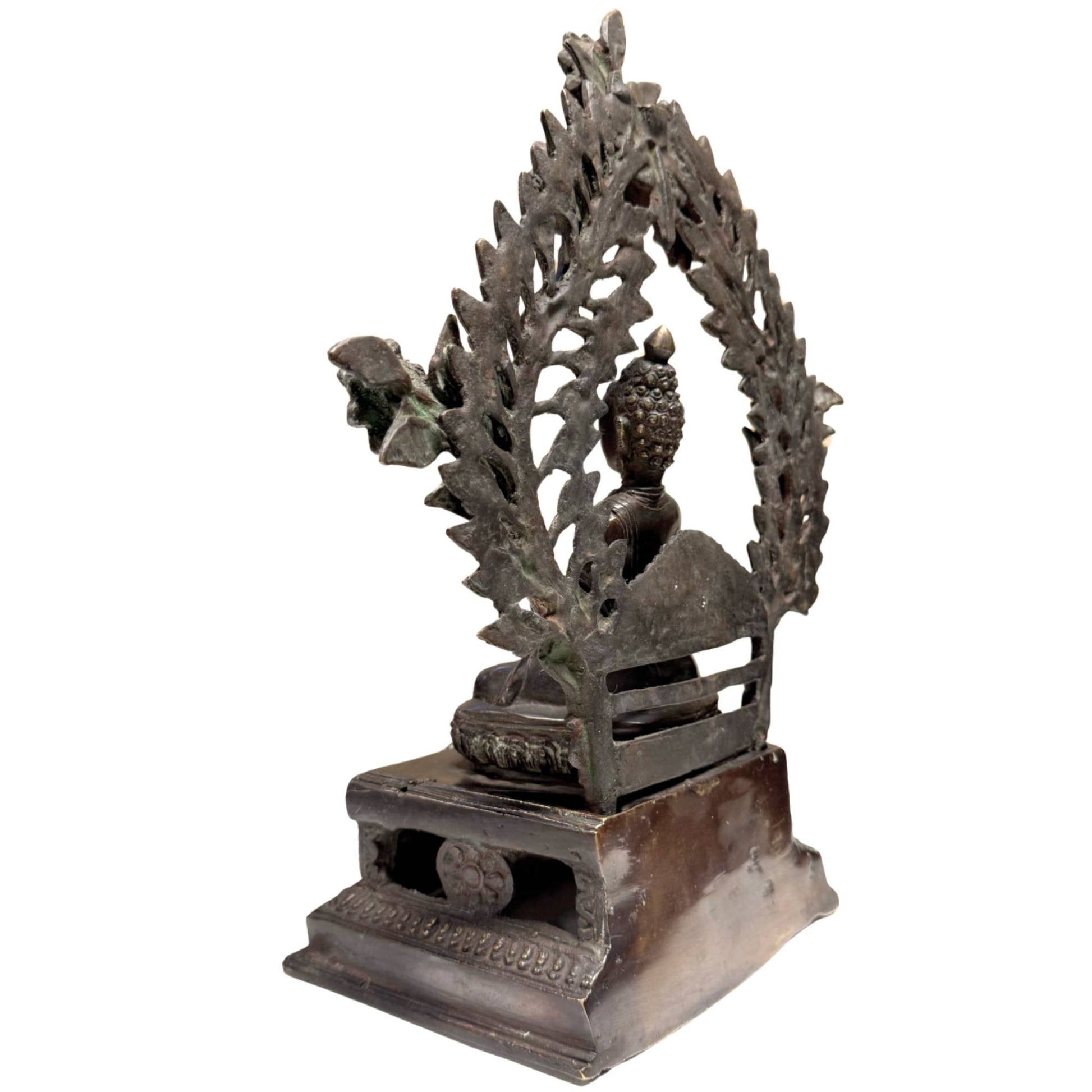 Antike Bronzeskulptur aus Lo

