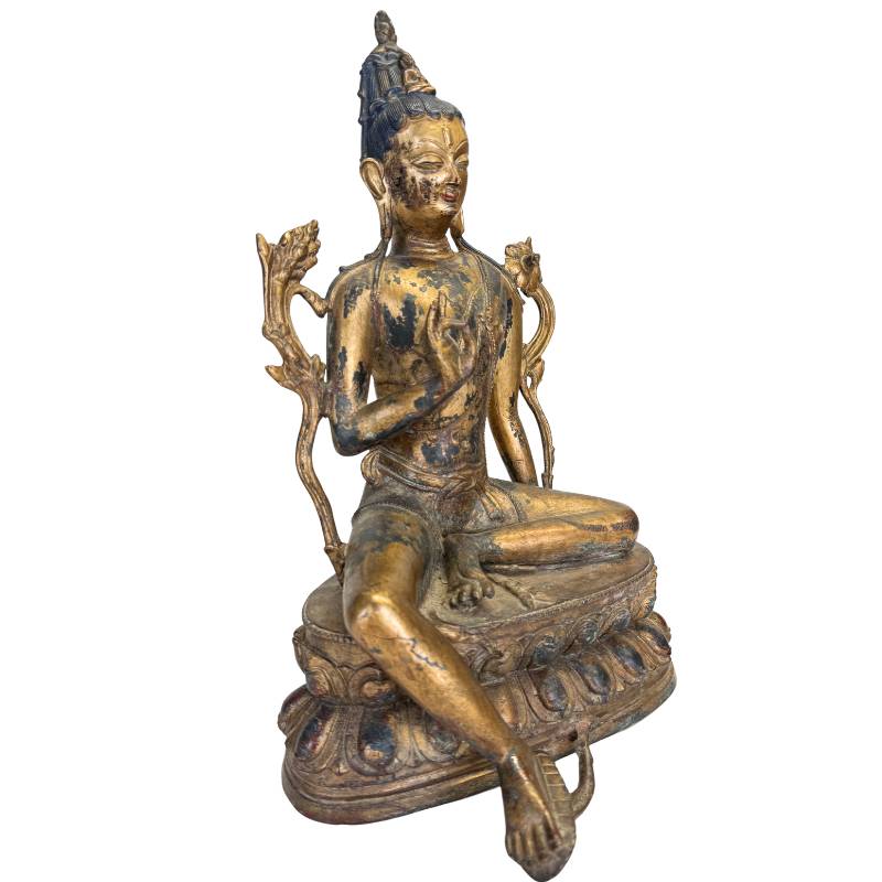 Statue des Bodhisattva Avalokiteshvara, sitzend auf einem doppelten Lotusthron