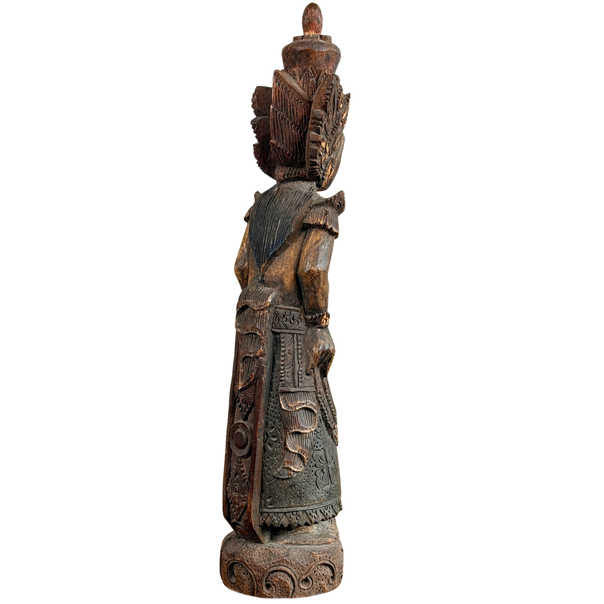 Rückansicht der Holzfigur