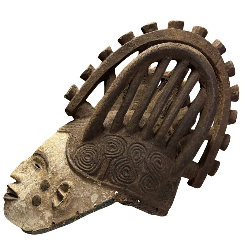 Afrikanische zeremonielle Holzmaske, große Ritualmaske von 38 x 48 cm mit charakteristischem Kopfschmuck