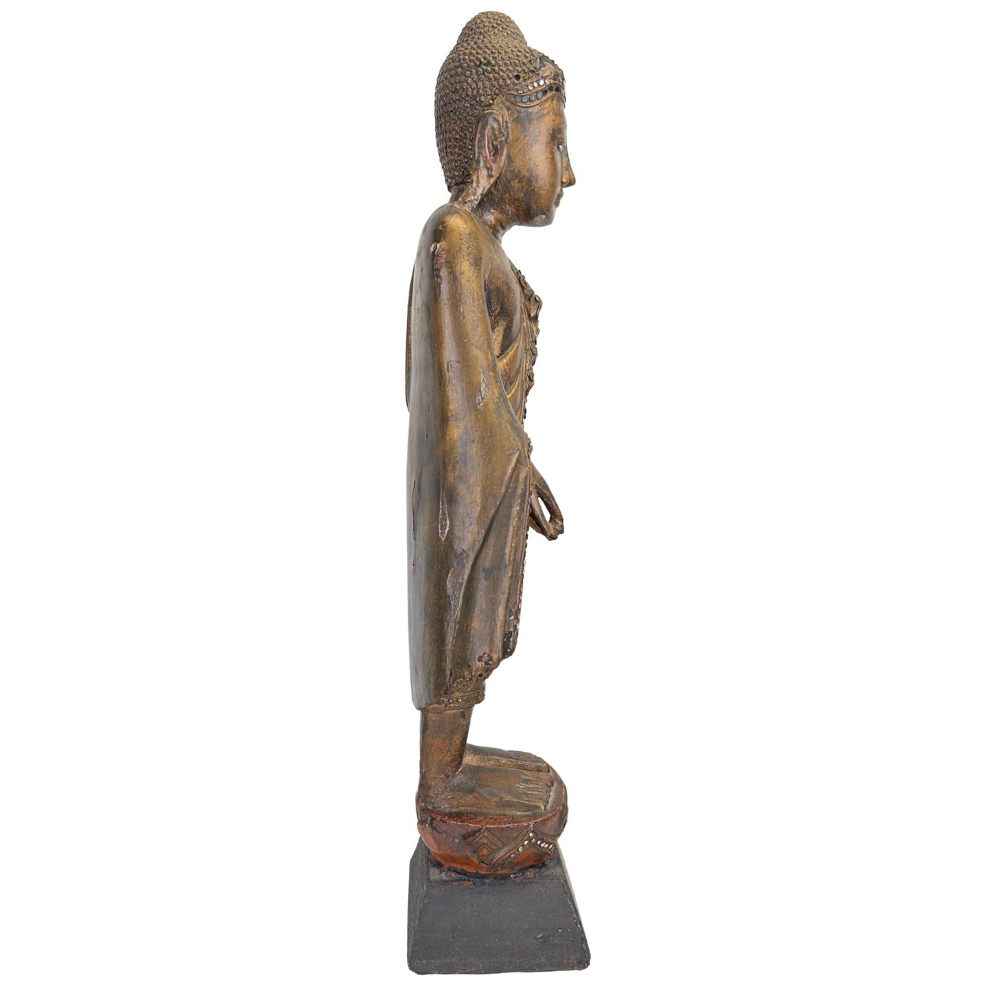 Ansicht von links der Tempelstatue aus dem 19. Jahrhundert mit Detailansicht der historischen Lackschicht und der Glaseinlagen.