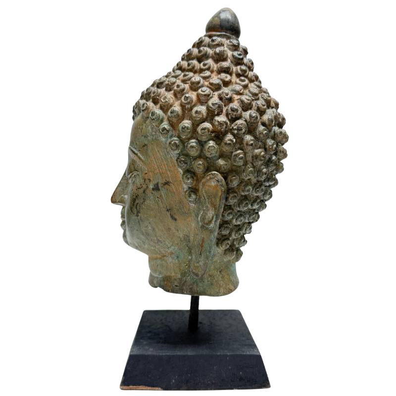Antiker asiatischer Buddha-Kopf aus Bronze mit feiner Haarstruktur