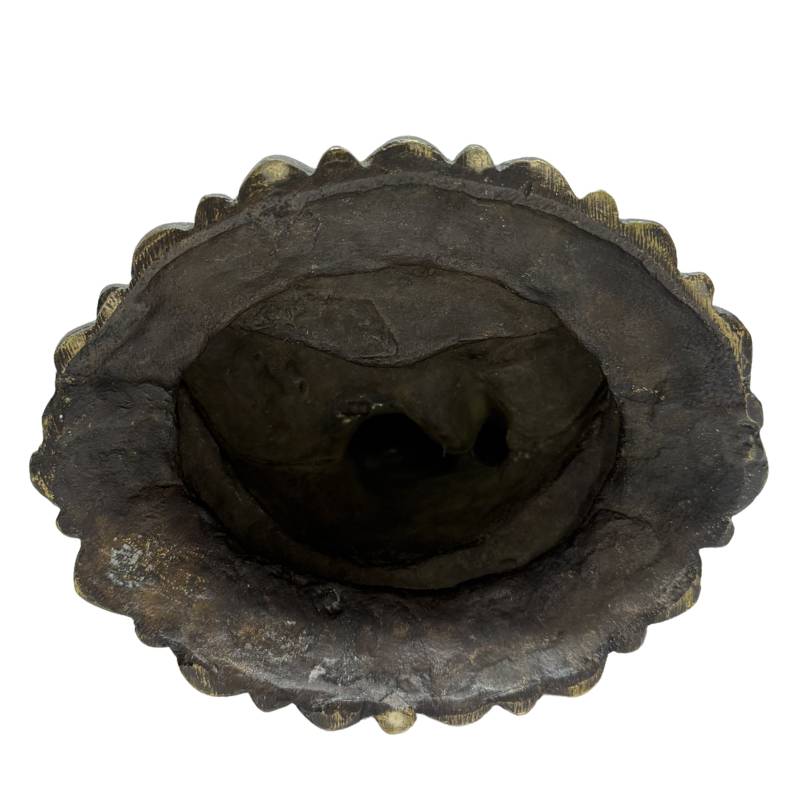 Antike Buddha-Statue aus Bronze aus der buddhistischen Tradition