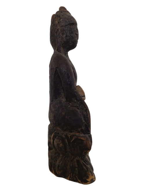 Antike Buddha-Statue aus Holz mit Himalaya-Patina