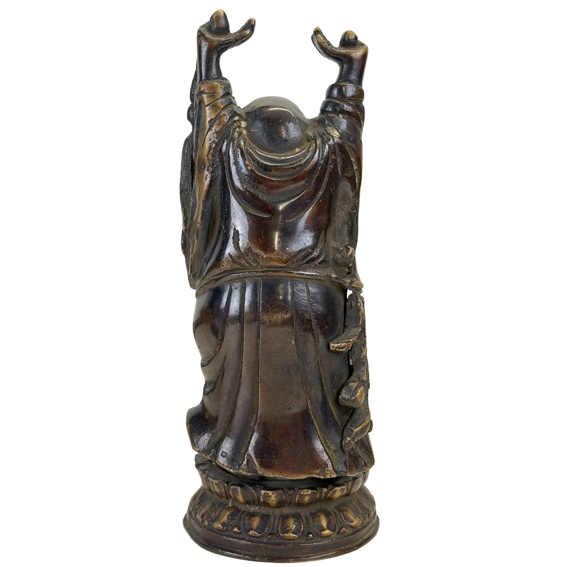 Rückansicht der antiken chinesischen Budai-Bronzestatue mit dunkler Cuprit-Patina