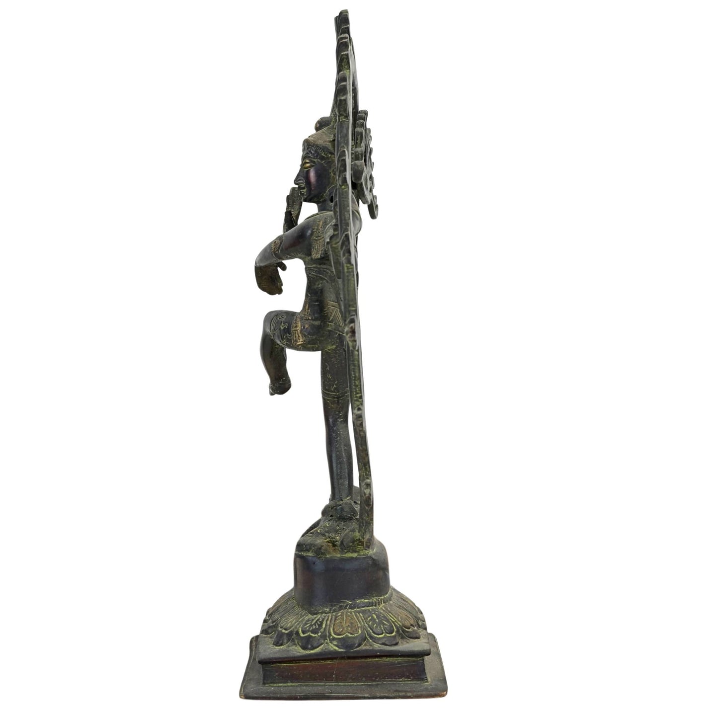 Profilansicht der handgefertigten Altarstatue von Shiva Nataraja aus der Newari-Gusstradition.