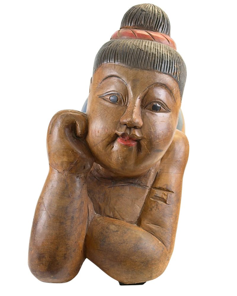 Monumentaler chinesischer liegender Tongzi – ein dekorativer 1920er