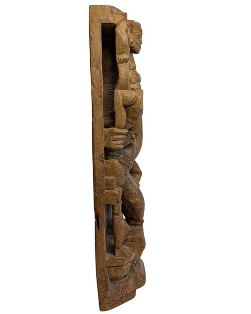 Antikes Holzrelief von Shiva Nataraja, Südindien