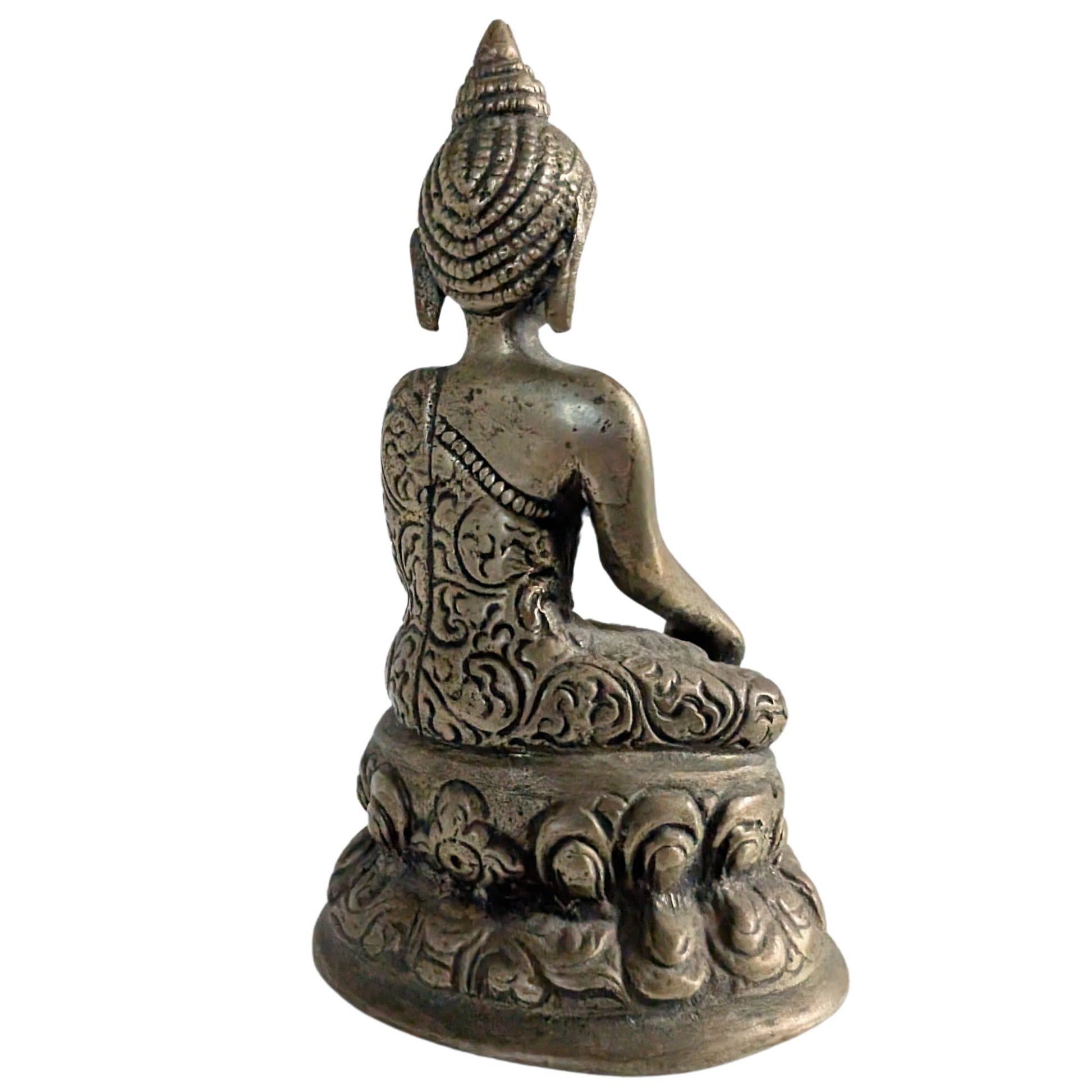 Antik anmutende, handgefertigte nepalesische Buddha-Figur aus massivem Messing.
