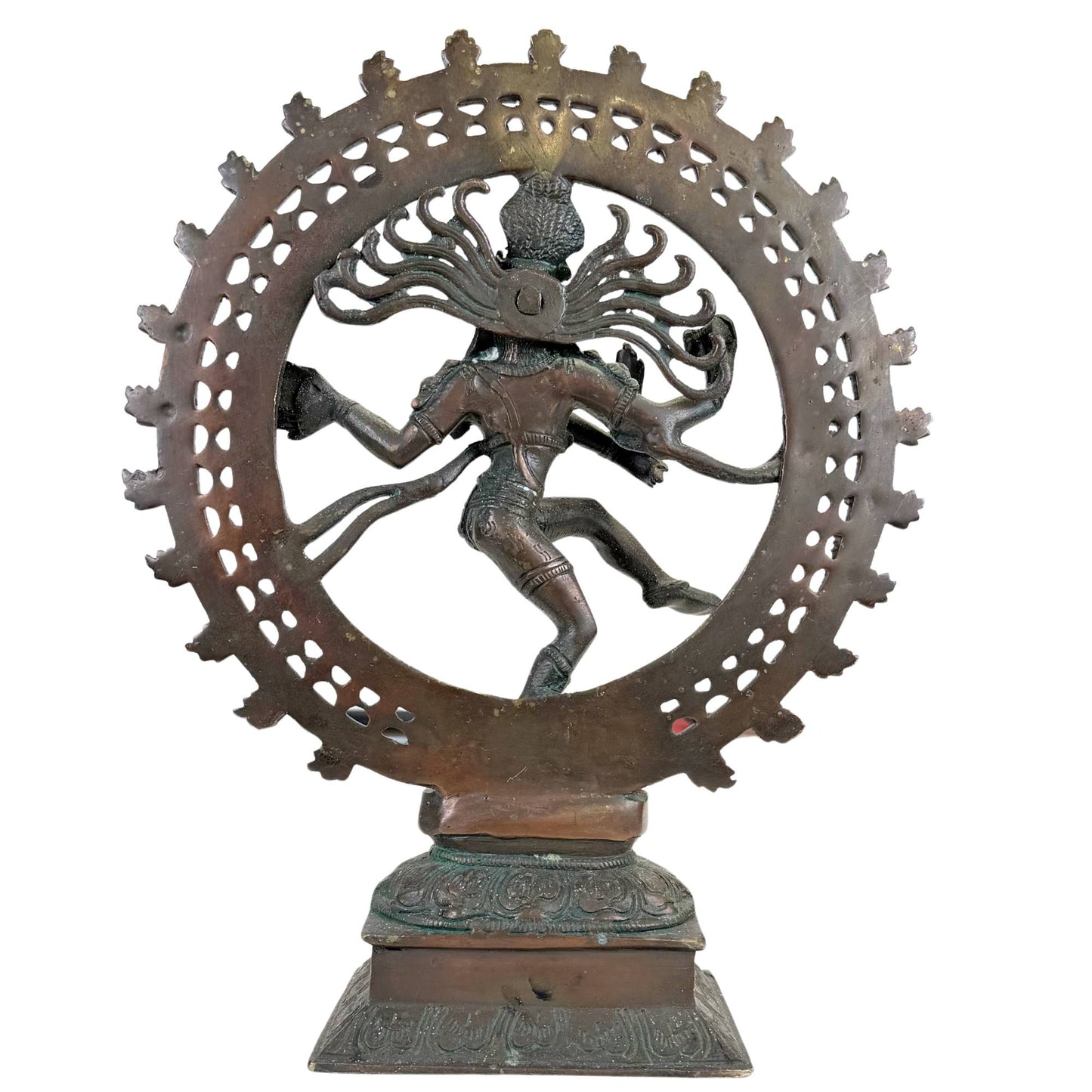 Antike Shiva-Statue aus Bronze mit ritueller grüner Oxidation, durchbrochenem Feuerring und klassischer Nataraja-Ikonographie