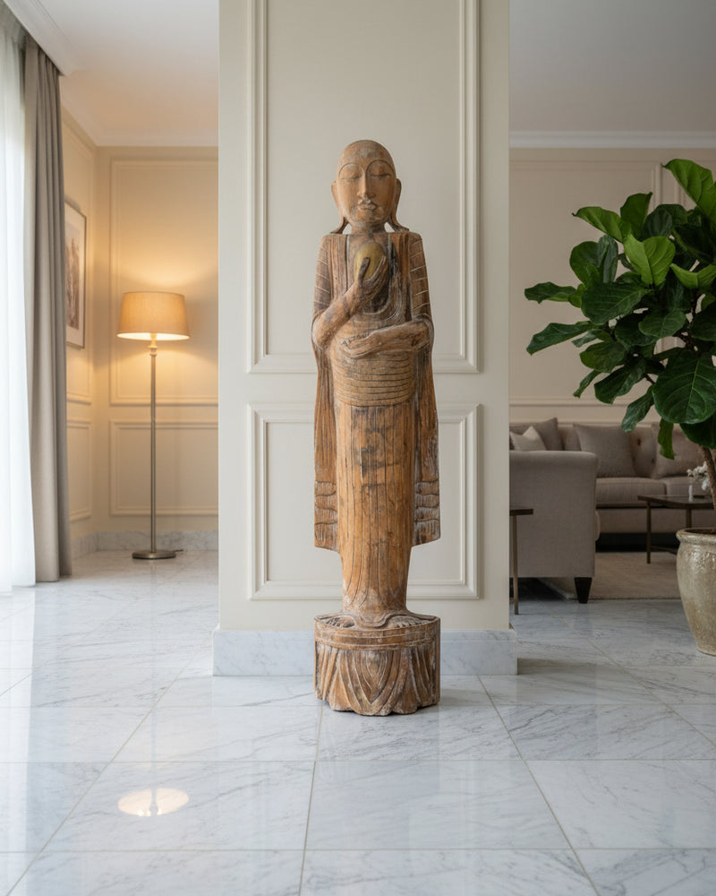 Antikes Medizin-Arhat-Figur aus Teakholz, Birma, 18. Jahrhundert, 151,5 cm