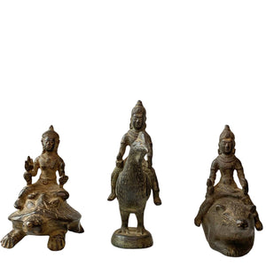 Antike südindische Bronzeskulpturen-Set - Vishnu Kurma, Murugan & Ganesha - ca. 1900