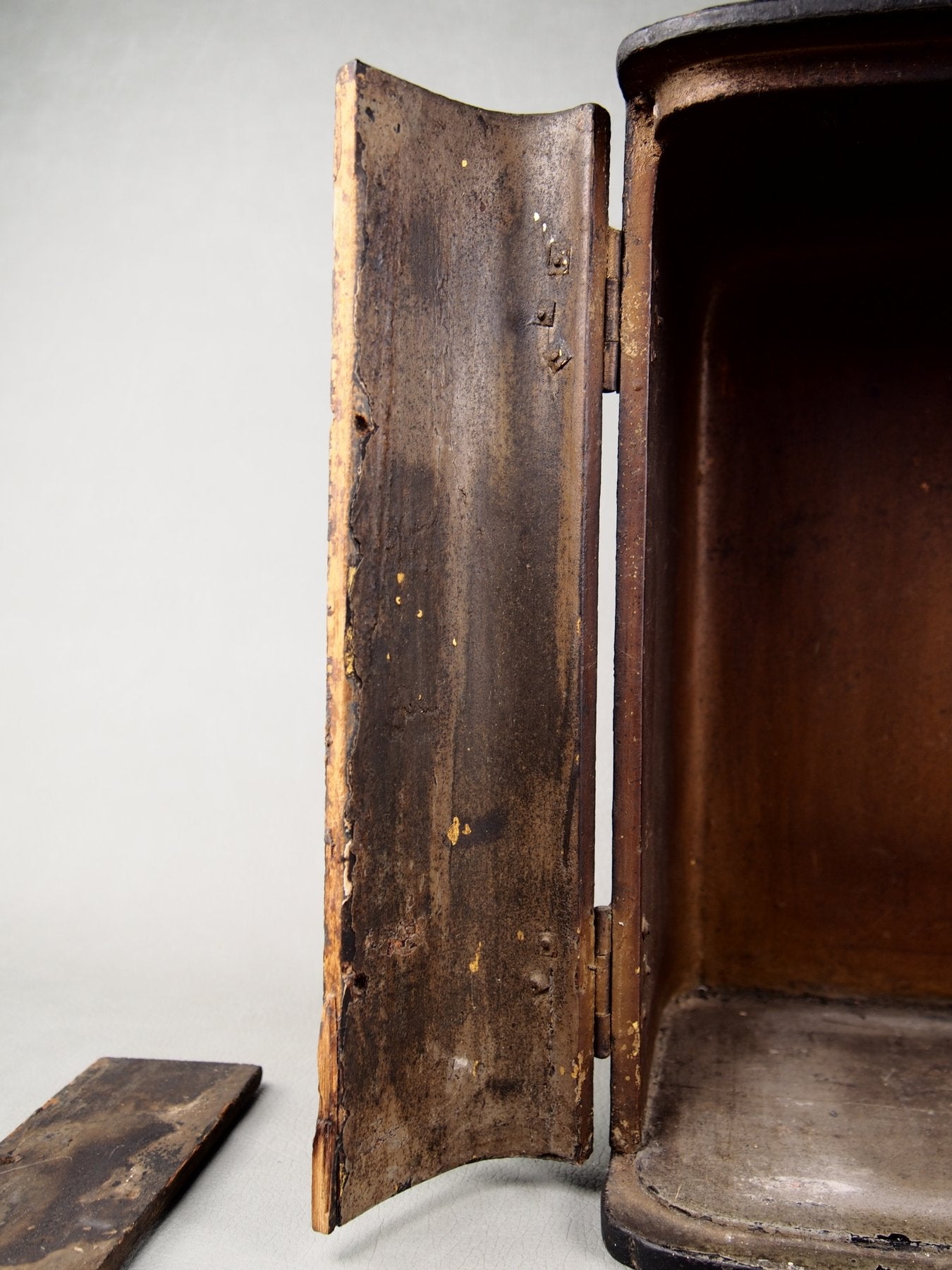 Antike Holzskulptur aus Japan


Eine antike Holzskulptur aus Japan


Eine gewöhnliche ...