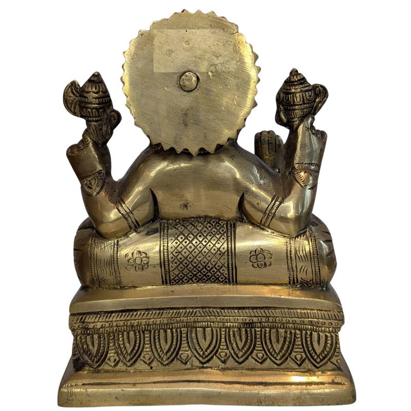 Schwerer nepalesischer Ganesha mit grünblauer Kupferkorrosion in geschützten Vertiefungen