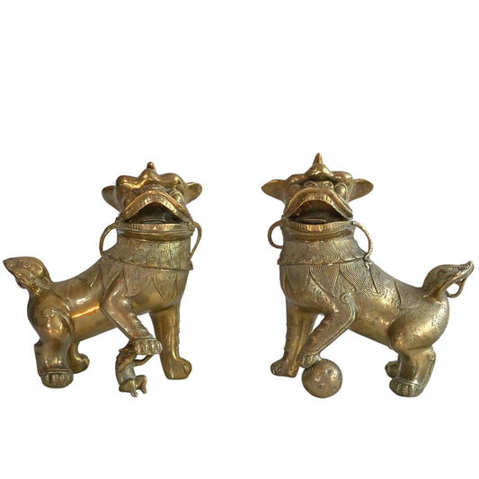 Paar antiker chinesischer Tempellöwen, Bronze, feuervergoldet, 19. Jahrhundert