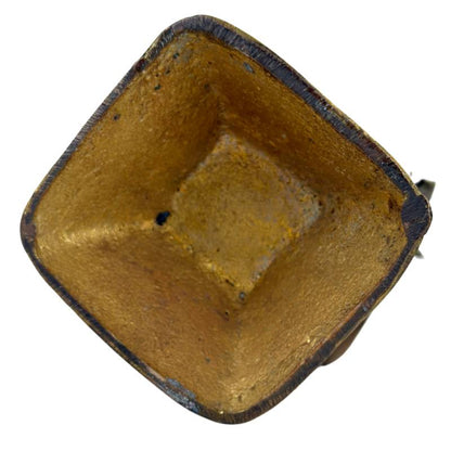 Antike Thai Kinnara metallurgische Expertise und Analyse.