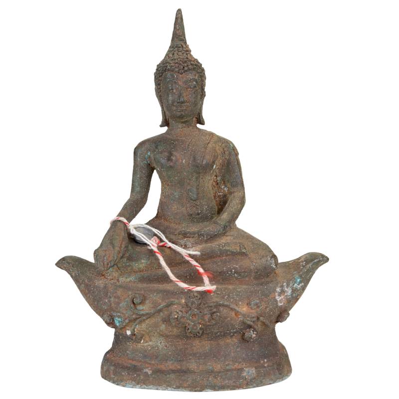 Antiker thailändischer Buddha aus Bronze auf Lotussockel mit tiefer Patina