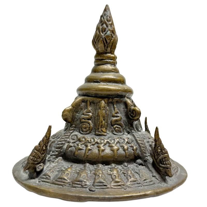 Antikes thailändisches Bronzereliquiar mit Resten von vergoldeter Bronze


Antikes thailändisches Bronzereliquiar mit Resten von vergoldeter Bronze



Solche Reliquiare aus Bronze ...Solche Reliquiare aus Bronze mit Resten von vergoldeter Bronze


Solche Re