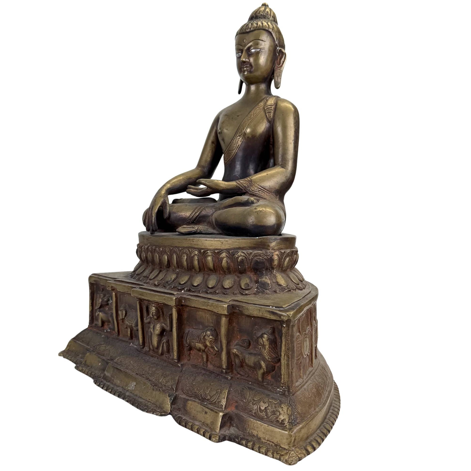 Authentischer Vajrayana-Buddha aus der Himalaya-Region mit traditionellem rituellen Design