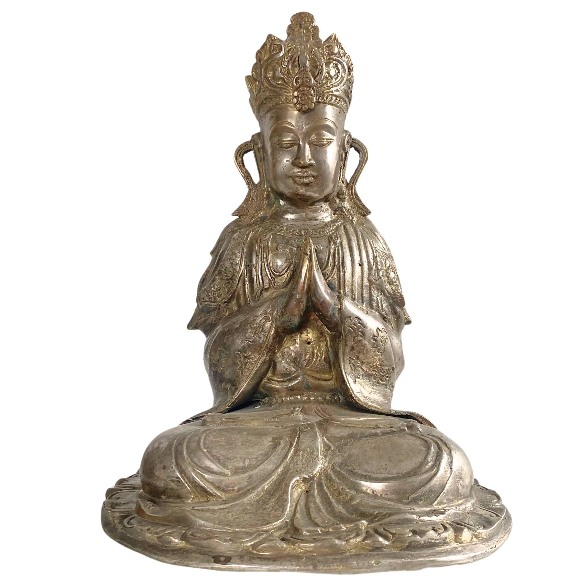 Antiker, feuervergoldeter Bodhisattva aus Ladakh, 18. Jahrhundert (ca. 1750-1770).