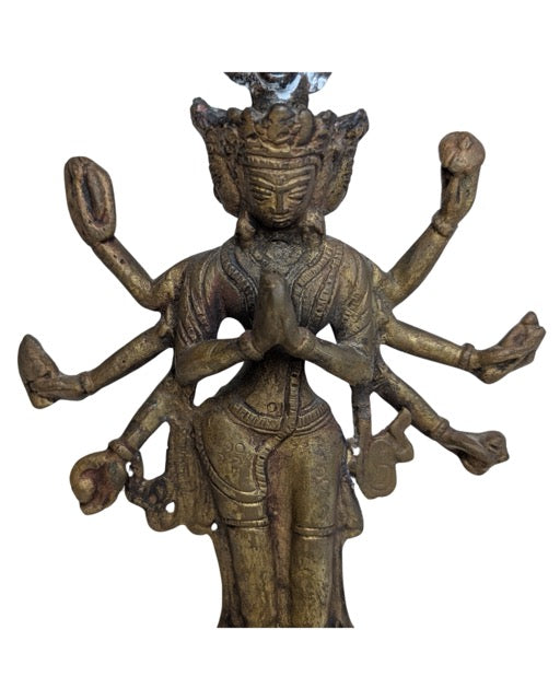 Mikroskopische Ansicht einer authentischen Cuprit-Mineralisierung in Bronze