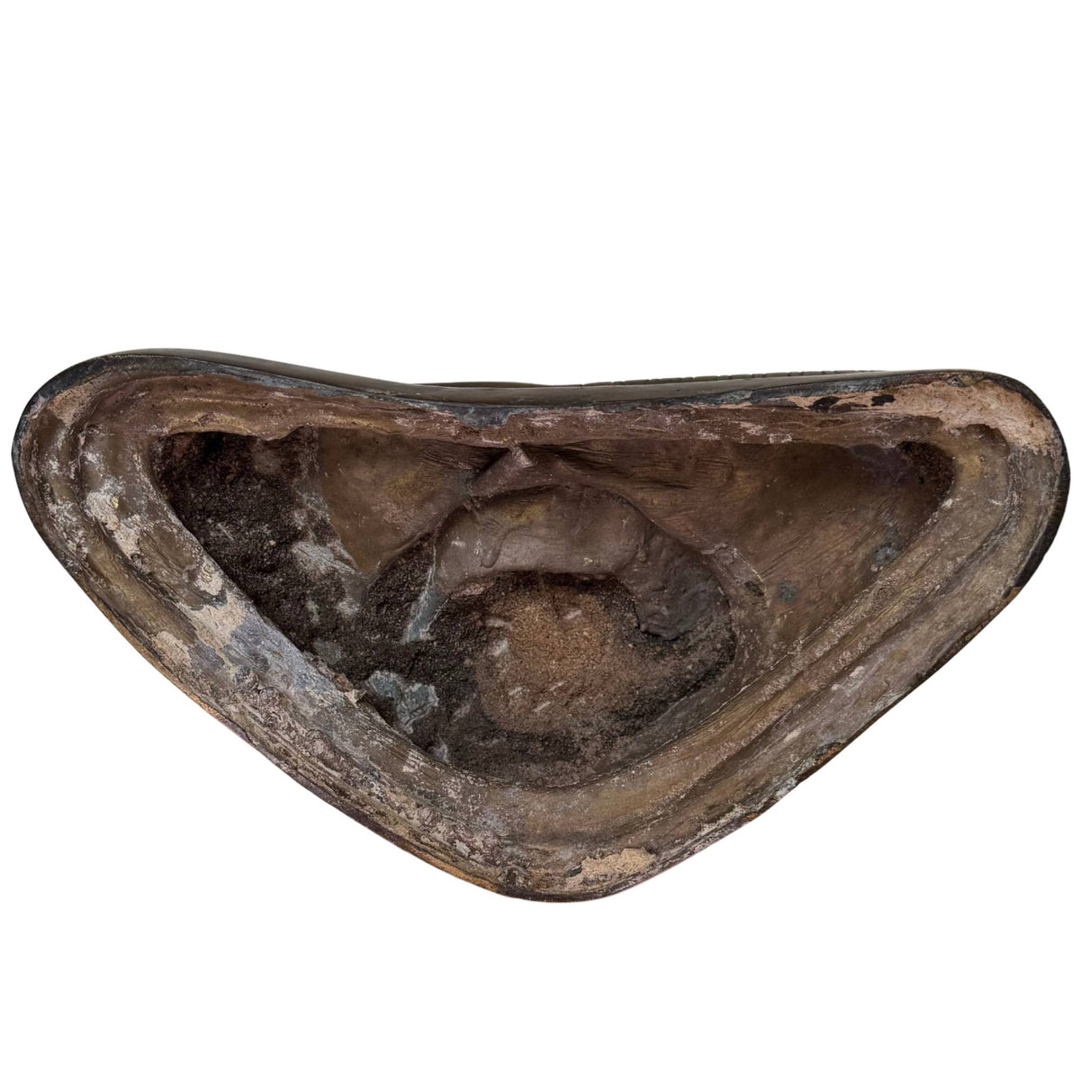 Authentic mineral casting core as proof of traditional bronze casting