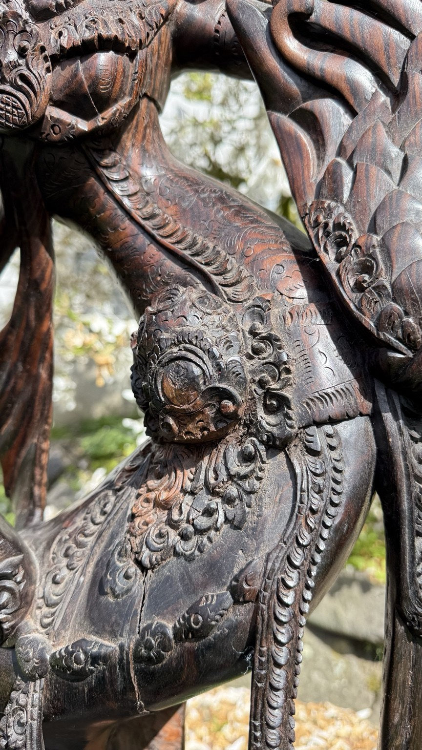 Große Coromandel-Statue, 137 cm

