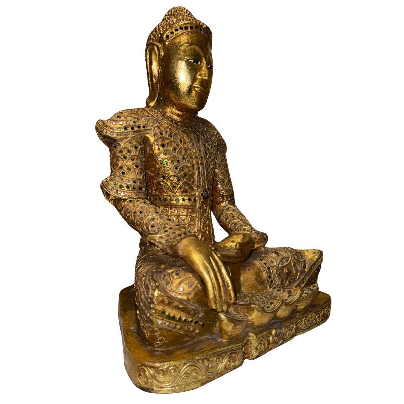 Burmesische Buddha-Statue im Mandalay-Stil mit aufwendiger Glasverzierung und vergoldeter Oberfläche