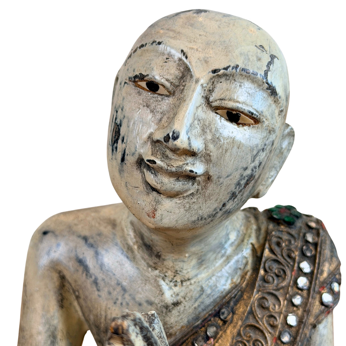 Detail des Gesichts mit Craquelé und eingelegtem Auge
