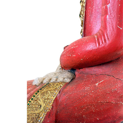 Burmesischer Buddha als Beispiel für traditionelle asiatische Kunst