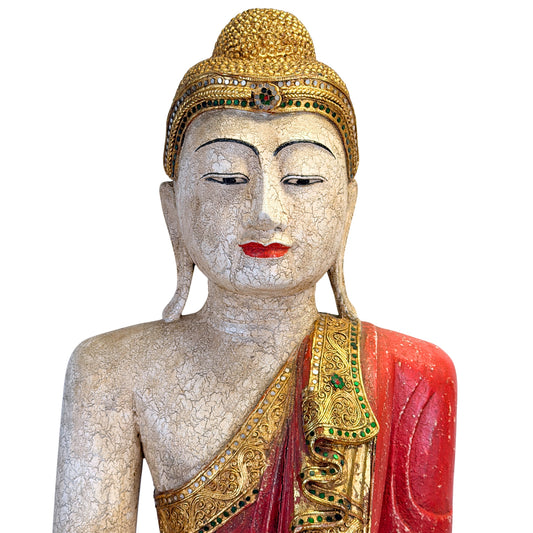 Handgefertigter hölzerner Buddha aus Birma (Myanmar)