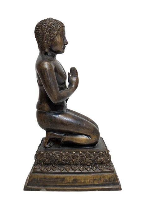 Kniender Buddha aus Bronze aus Burma in Gebetshaltung (Anjali Mudra)