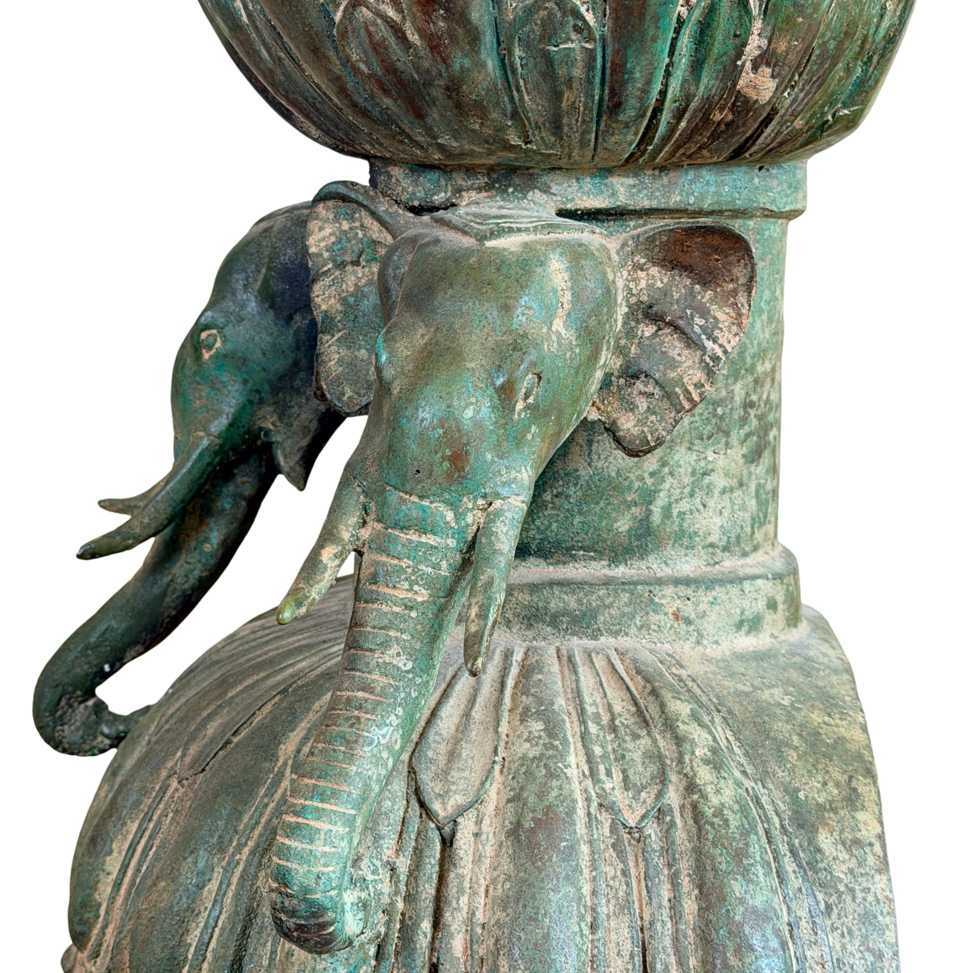 Birmanischer Bronze-Shakyamuni Buddha auf Elefantenthron, 19. Jahrhundert – Lot 755 – Ansicht 27