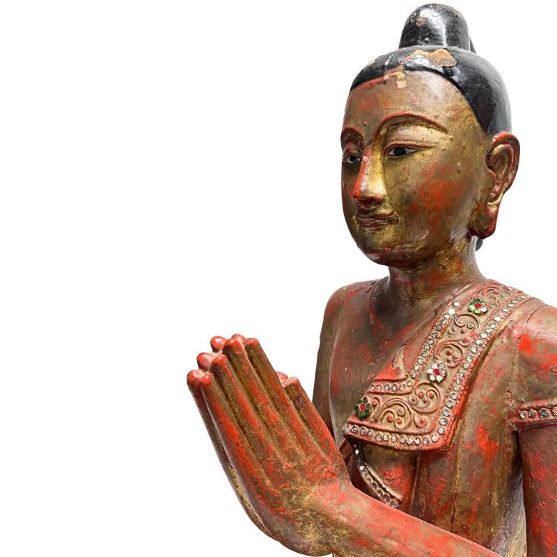 Burmesische Lackmönchsstatue mit Glaseinlagen