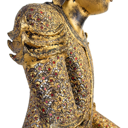 Burmesischer Buddha mit traditionellem Thit‑Si‑Lack