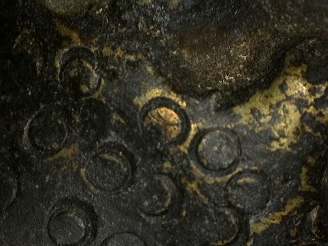Buddha-Kopf aus Bronze mit natürlicher Patina