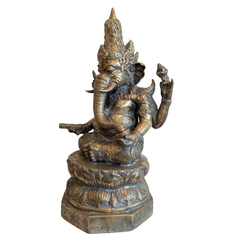 Ganesha-Statue mit buddhistischer und hinduistischer Ikonographie