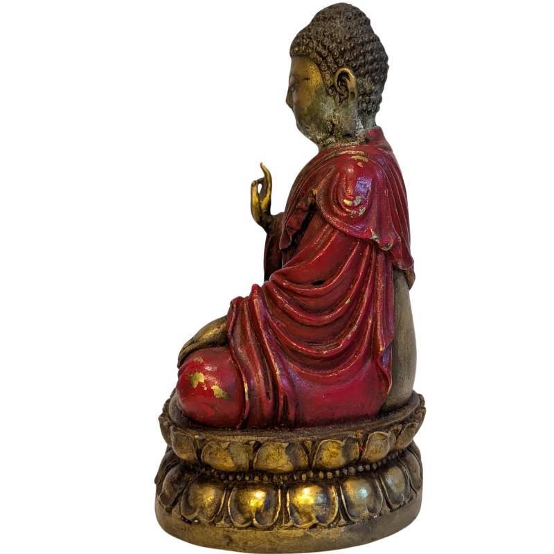 Bronzene Buddha-Statue in asiatischer Tradition mit Abhaya-Mudra