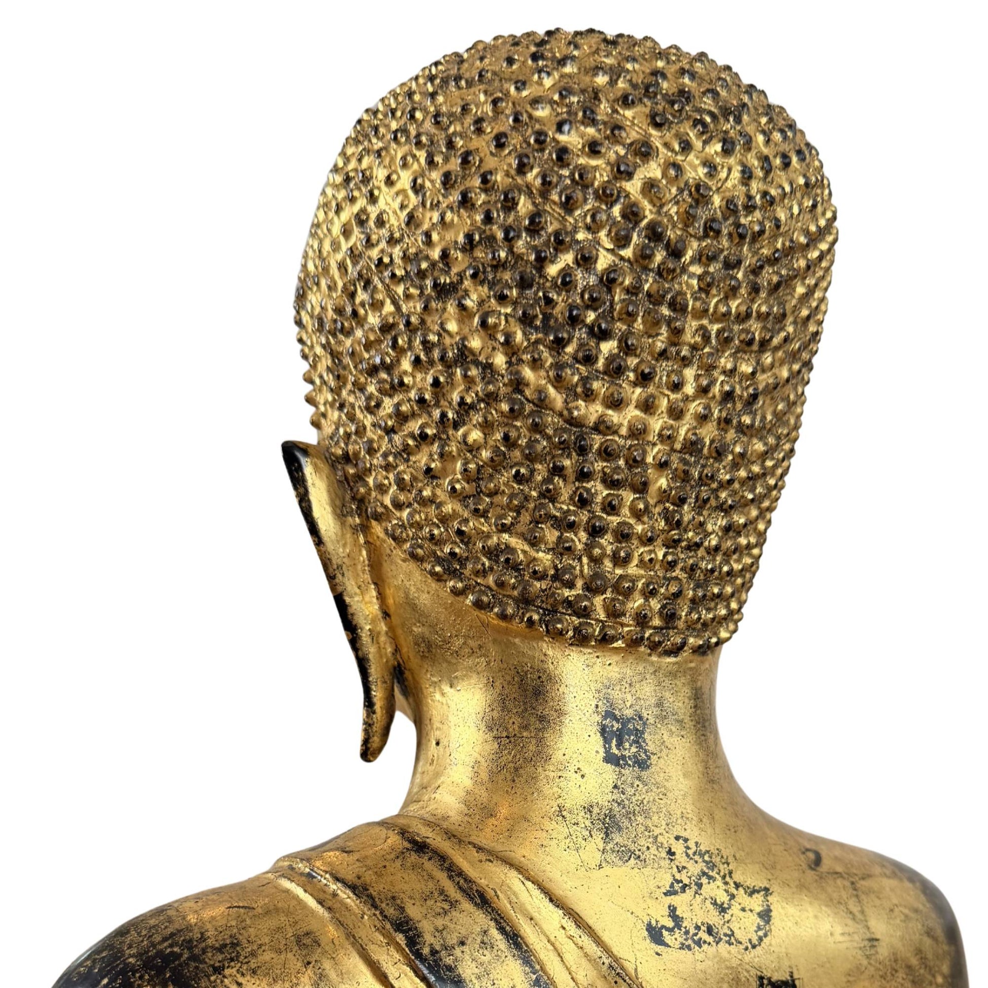 Detail einer Buddha-Statue aus Bronze mit Handhaltung, alter Patina, Feuervergoldung und Andachtsmotiv