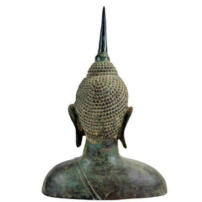 Rechte Rückseite einer bronzenen Buddha‑Statue aus Thailand im Sukhothai‑Stil.