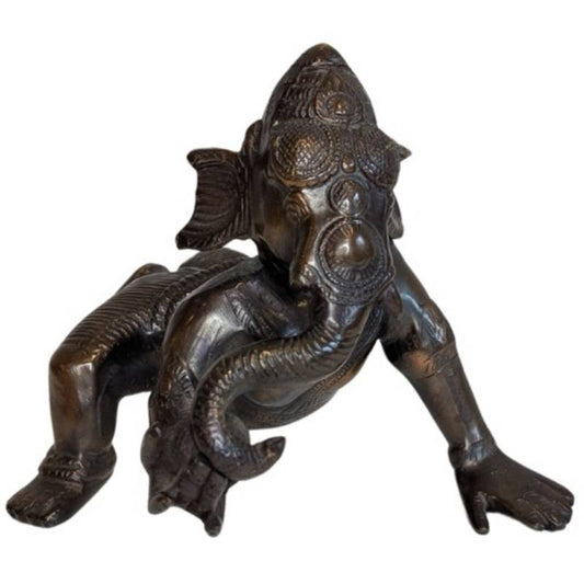 Bronzene Ganesha-Statue in kriechender Pose aus Indien